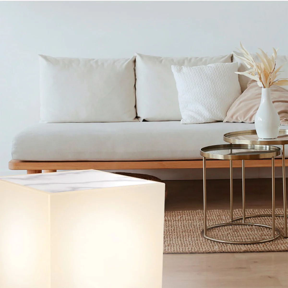 Bora Beistelltisch mit Beleuchtung | FÜR DEN INNENBEREICH