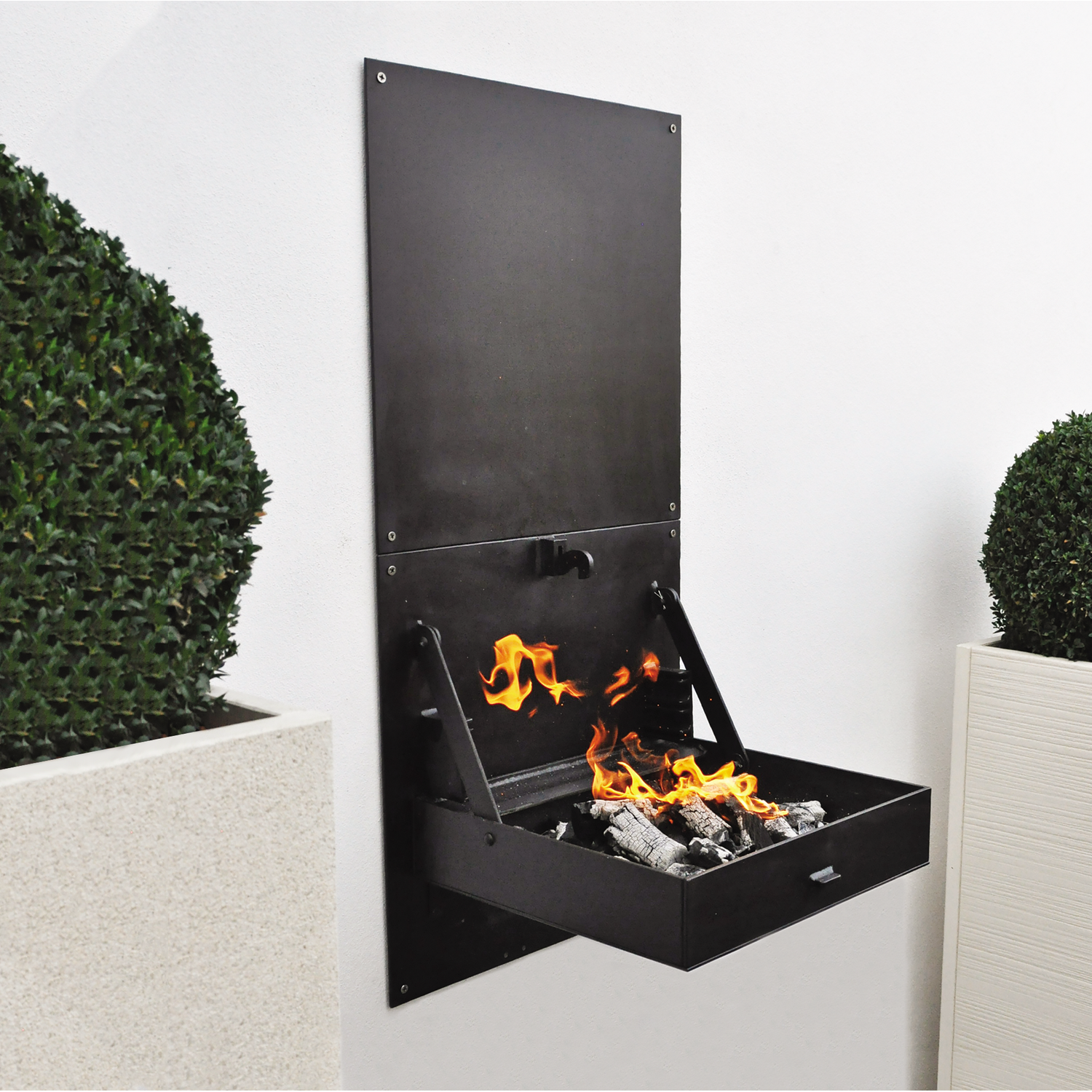 Tuozi – Einbaugrill für Holz und Holzkohle, Modell Wall Ibbq, mit Schutzplatte (Schwarz – 58,5 x 57 x 114 cm) Art.-Nr.: 4200/2